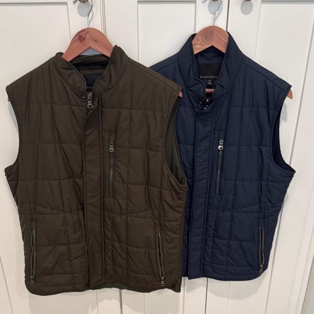 Banana Republic Men's Quilted Vest - Olive and Navy